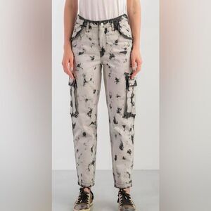 Giambatista Valli xH&M Trendy Black and White Cargo jeans, US0